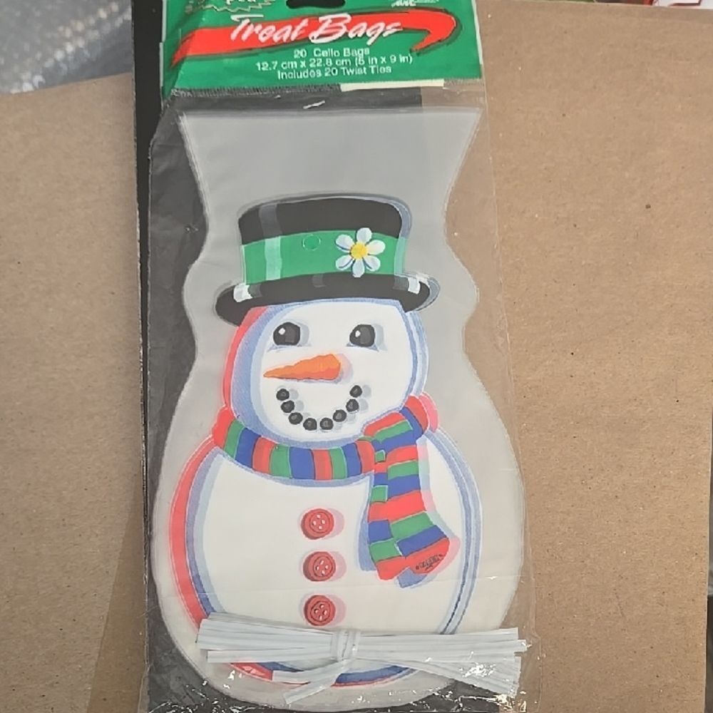 Snowman Office Supply Or Treat Bags with Twist Ties 20 Count Medium